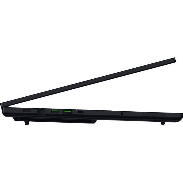 Ноутбук Razer Blade 18, (RZ09-05299ER4-R3E1) RAM 32 ГБ / SSD 2 ТБ / RTX 5090 / Windows 11 Home