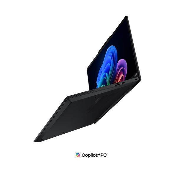 Ноутбук Lenovo ThinkPad T14s Gen 7 (21YU00ANRI), Intel Core Ultra 7 355 / 14" / RAM 32 ГБ LPDDR5X / SSD 512 ГБ / Intel Graphics / 4G / Windows 11 Pro / Чорний