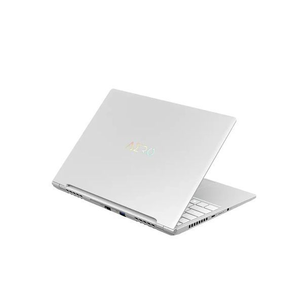 Ігровий ноутбук Gigabyte AERO 14 OLED BMF, (AERO 14 OLED BMF-H2EEBB3SH) Intel Core i7-13620H / RAM 16 ГБ / SSD 512 ГБ / RTX 4050 / сріблястий