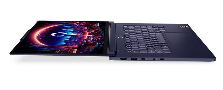 Ноутбук Lenovo Legion 7 (83V90001PB), AMD Ryzen AI Max+ 392 / 15.3" / OLED / 165 Гц / RAM 64 ГБ LPDDR5X / SSD 1 ТБ / AMD Radeon 8060S / Windows 11 Home / Фіолетовий
